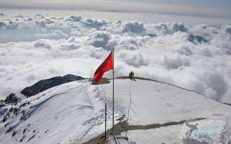 Takhtalidag climbing